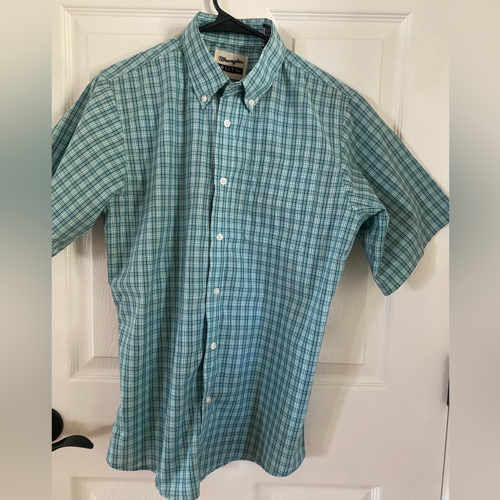 2 Boy’s XL 14/16 Ariat button up collared shirts short sleeve long sleeve